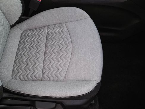 Certified 2023 Chevrolet Equinox LS FWD image 19