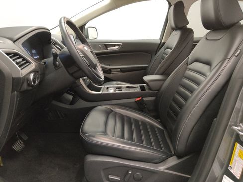 Used 2024 Ford Edge SEL image 17