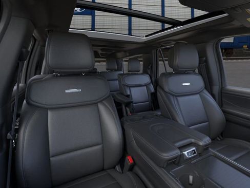 New 2026 Ford Expedition Max Platinum image 10