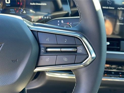 New 2026 Chevrolet Equinox LT w/ Convenience Package II image 23