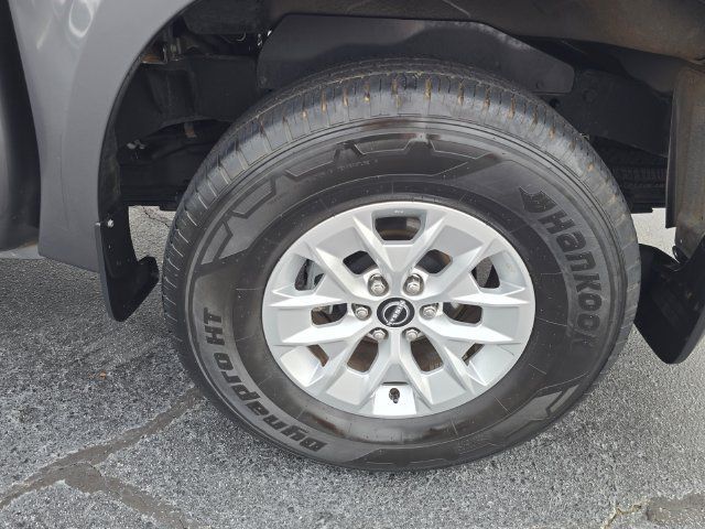 Certified 2024 Nissan Frontier SV w/ Technology Package RWD image 15