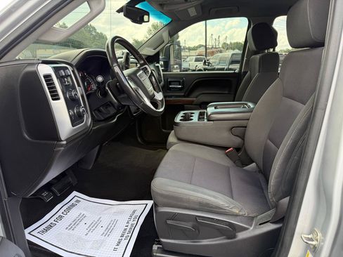 Used 2015 GMC Sierra 2500 SLE AWD/4WD image 9