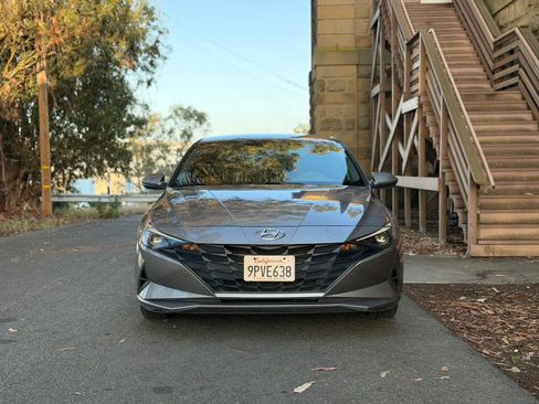 Used 2021 Hyundai Elantra SE FWD image 33