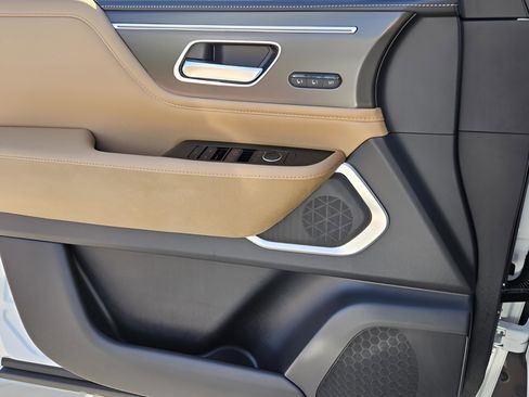 New 2026 INFINITI QX80 Luxe w/ Cargo Package image 36