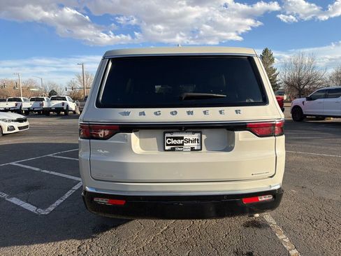 Used 2022 Jeep Wagoneer Series III image 6