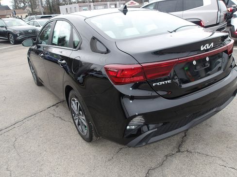 Used 2023 Kia Forte LXS image 5