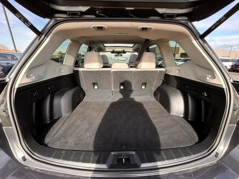 Used 2022 Subaru Forester Premium image 47