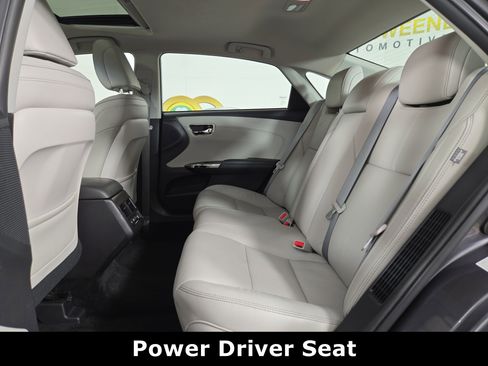 Used 2016 Toyota Avalon Limited image 13