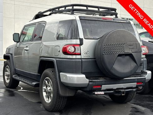 Used 2012 Toyota FJ Cruiser 4WD w/ Upgrade Pkg image 5