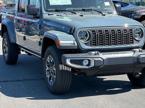 New 2026 Jeep Gladiator Sport AWD/4WD image 10
