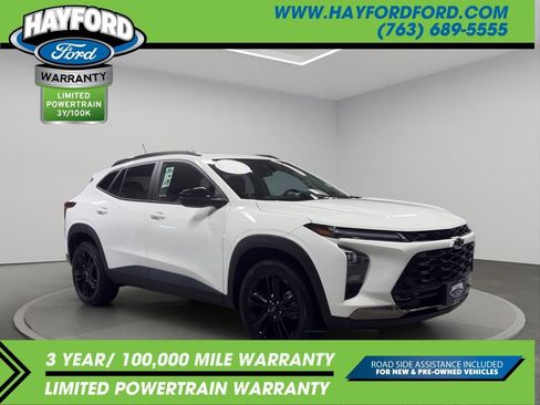 Used 2024 Chevrolet Trax ACTIV w/ Sunroof Package FWD image 7