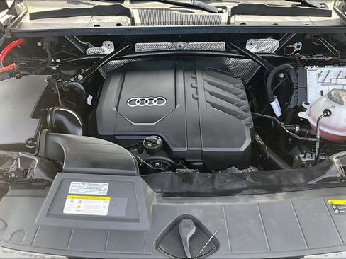 Used 2023 Audi Q5 2.0T Premium Plus w/ Premium Plus Package AWD/4WD image 9