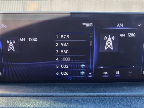 Used 2022 Lexus RX 350L FWD w/ Premium Package image 39