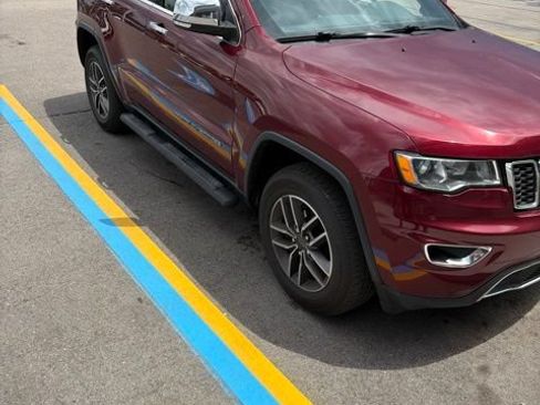 Used 2021 Jeep Grand Cherokee Limited AWD/4WD image 1