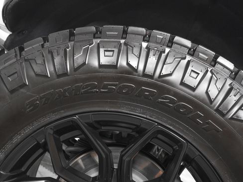 Used 2024 Ford Bronco Raptor AWD/4WD image 33