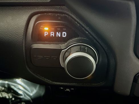 Used 2021 RAM 1500 Big Horn RWD image 12
