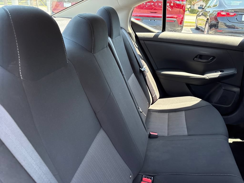 Used 2024 Nissan Sentra SV FWD image 25