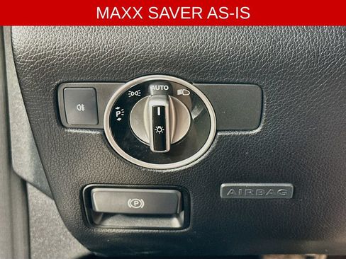 Used 2012 Mercedes-Benz SLK 350 image 13