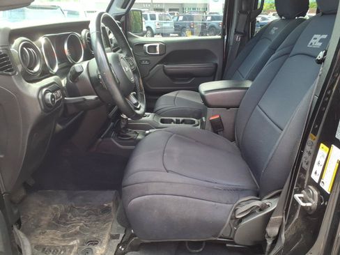 Used 2020 Jeep Wrangler Unlimited Sport AWD/4WD image 6
