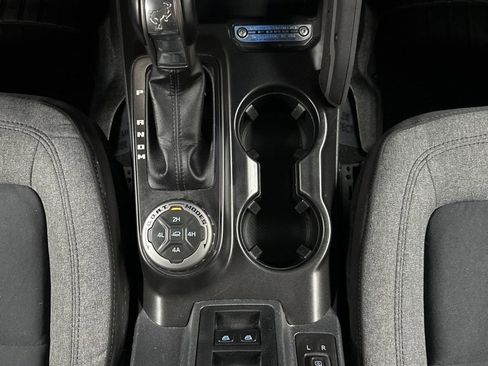 Used 2022 Ford Bronco Big Bend w/ Sasquatch Package image 25