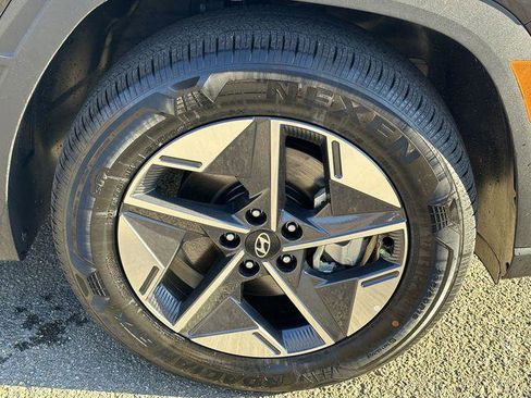 New 2025 Hyundai Tucson SEL image 12
