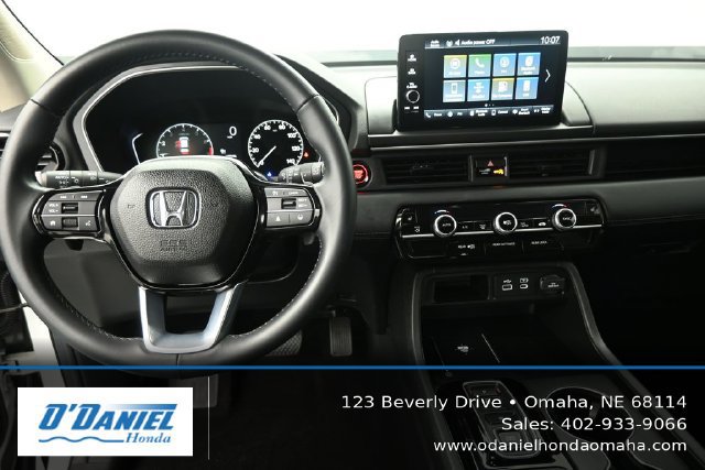 Used 2025 Honda Pilot EX-L image 26