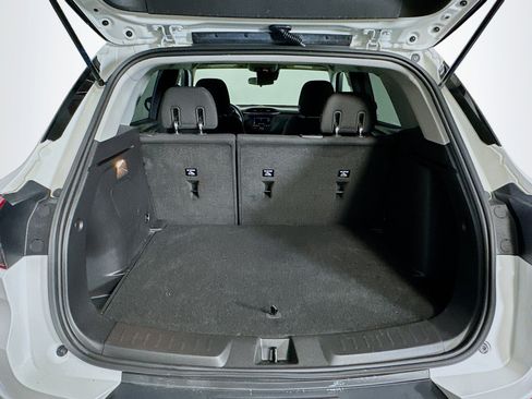 Used 2022 Chevrolet TrailBlazer LT image 28