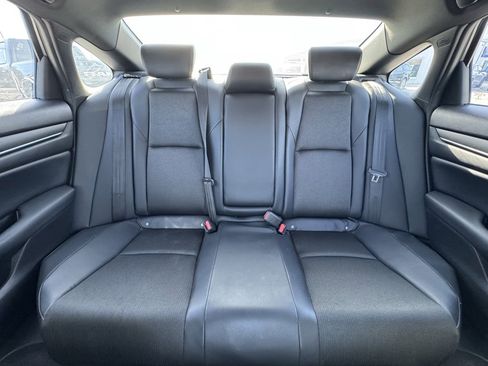 Used 2018 Honda Accord Sport image 13