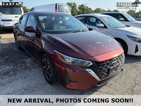Used 2025 Nissan Sentra SV FWD image 1