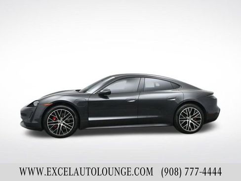 Used 2022 Porsche Taycan 4S image 3