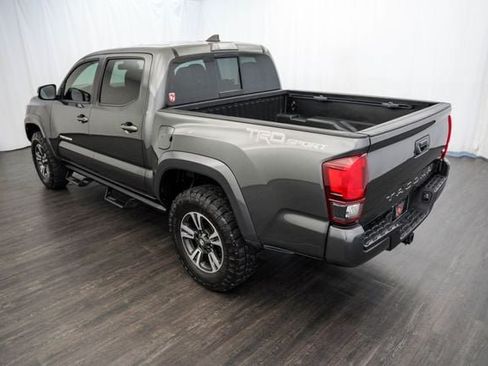 Used 2019 Toyota Tacoma TRD Sport w/ Technology Package RWD image 11