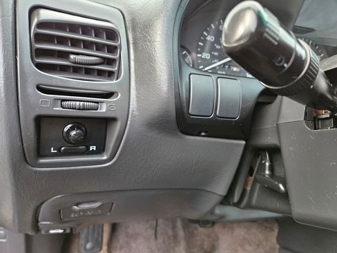 Used 1996 Subaru Legacy L image 23