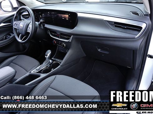 New 2026 Buick Encore GX Preferred image 12
