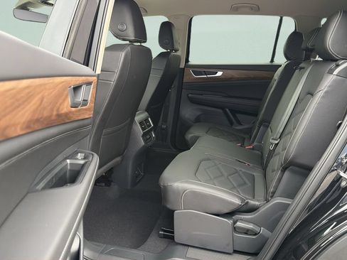 New 2026 Volkswagen Atlas SE FWD image 28