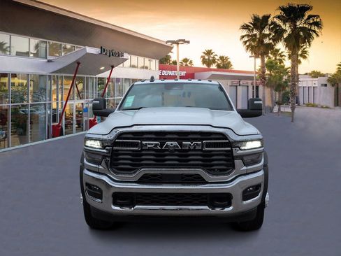 New 2026 RAM 5500 Tradesman w/ Chrome Appearance Group image 8