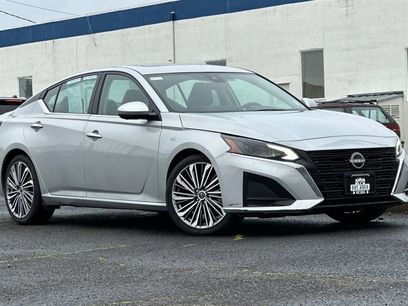 Used 2023 Nissan Altima 2.5 SL