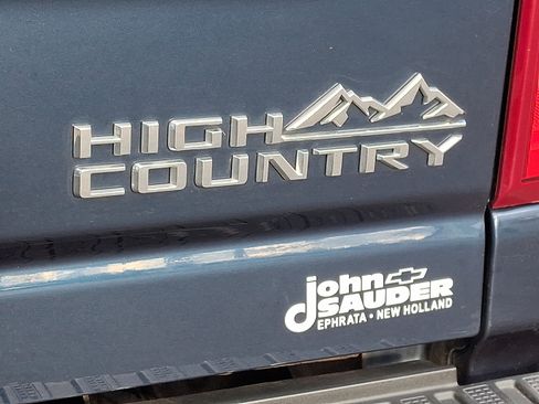 Used 2022 Chevrolet Silverado 3500 High Country w/ Z71 Off-Road Package image 34