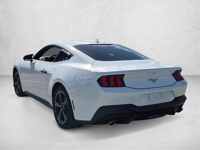 Used 2025 Ford Mustang Coupe RWD image 7
