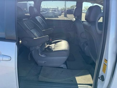 Used 2008 Toyota Sienna XLE FWD image 13