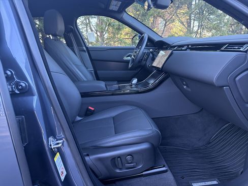 Used 2026 Land Rover Range Rover Velar Dynamic SE image 33