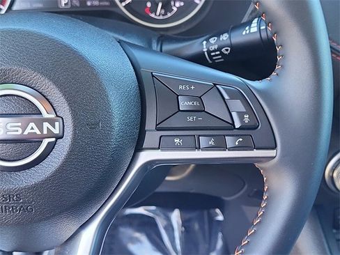 Used 2025 Nissan Sentra SR image 12