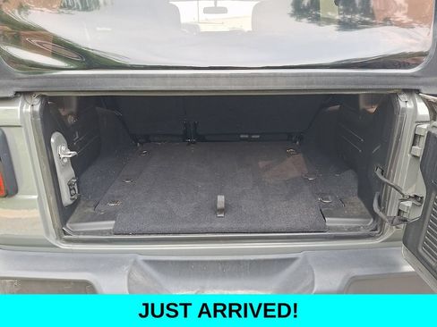 Used 2018 Jeep Wrangler Unlimited Sport S AWD/4WD image 29