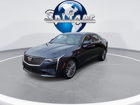 Used 2025 Cadillac CT4 Premium Luxury image 3