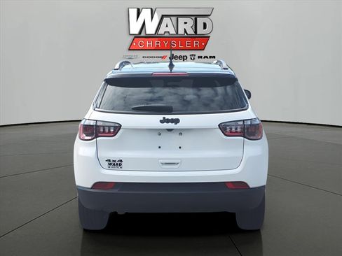 New 2023 Jeep Compass Altitude w/ Sun and Sound Group image 11