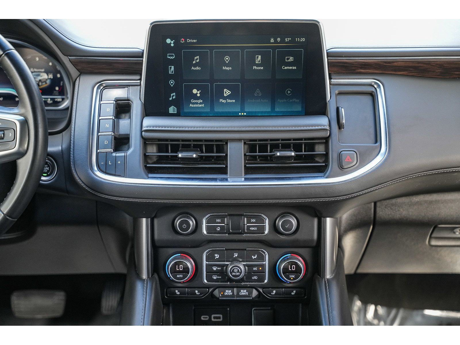 Used 2023 Chevrolet Suburban Z71 AWD/4WD image 12