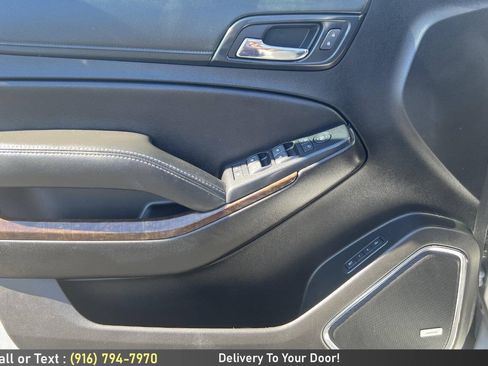 Used 2018 Chevrolet Suburban LT AWD/4WD image 18