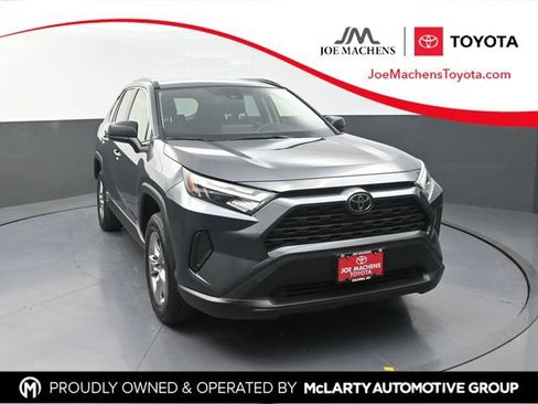 Used 2025 Toyota RAV4 LE AWD/4WD image 1