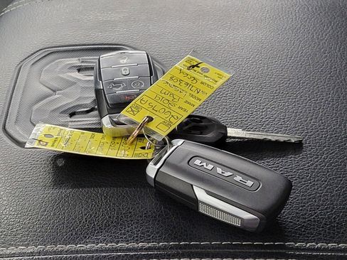 Used 2019 RAM 1500 Laramie w/ Sport Appearance Package image 28