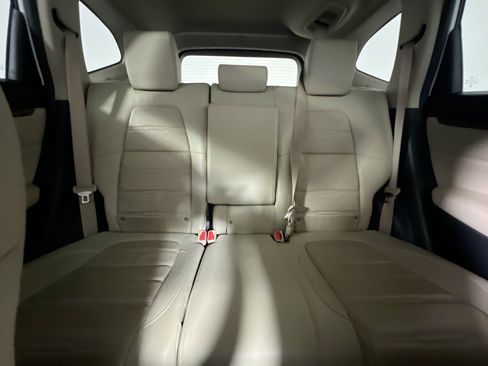 Used 2019 Honda CR-V Touring image 32