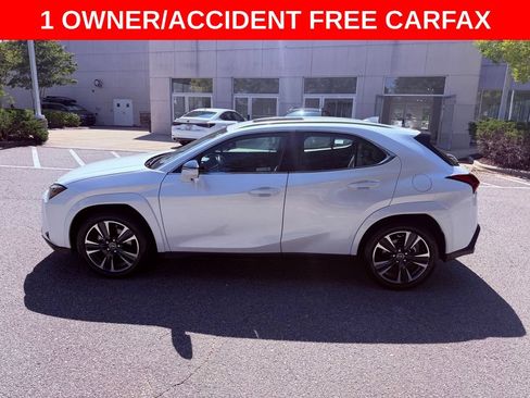Used 2025 Lexus UX 300h FWD w/ Accessory Package (Z1) image 4